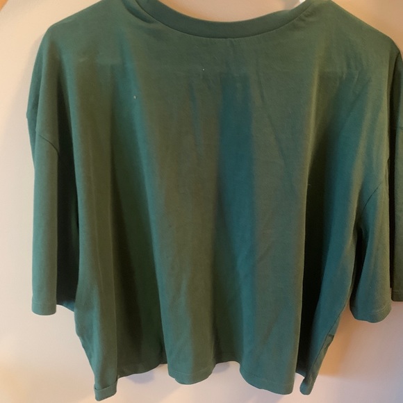 BP T SHIRT - Picture 2 of 2